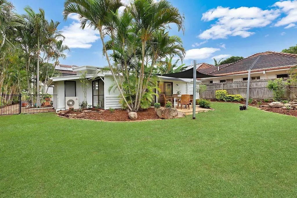 Sherwood Cottage Brisbane 0*,  Australia